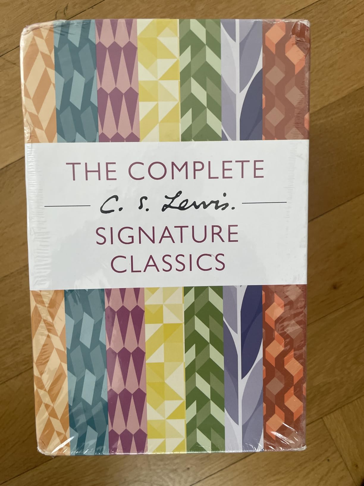 The Complete C. S. Lewis Signature Classics: Boxed Set customer photo 1