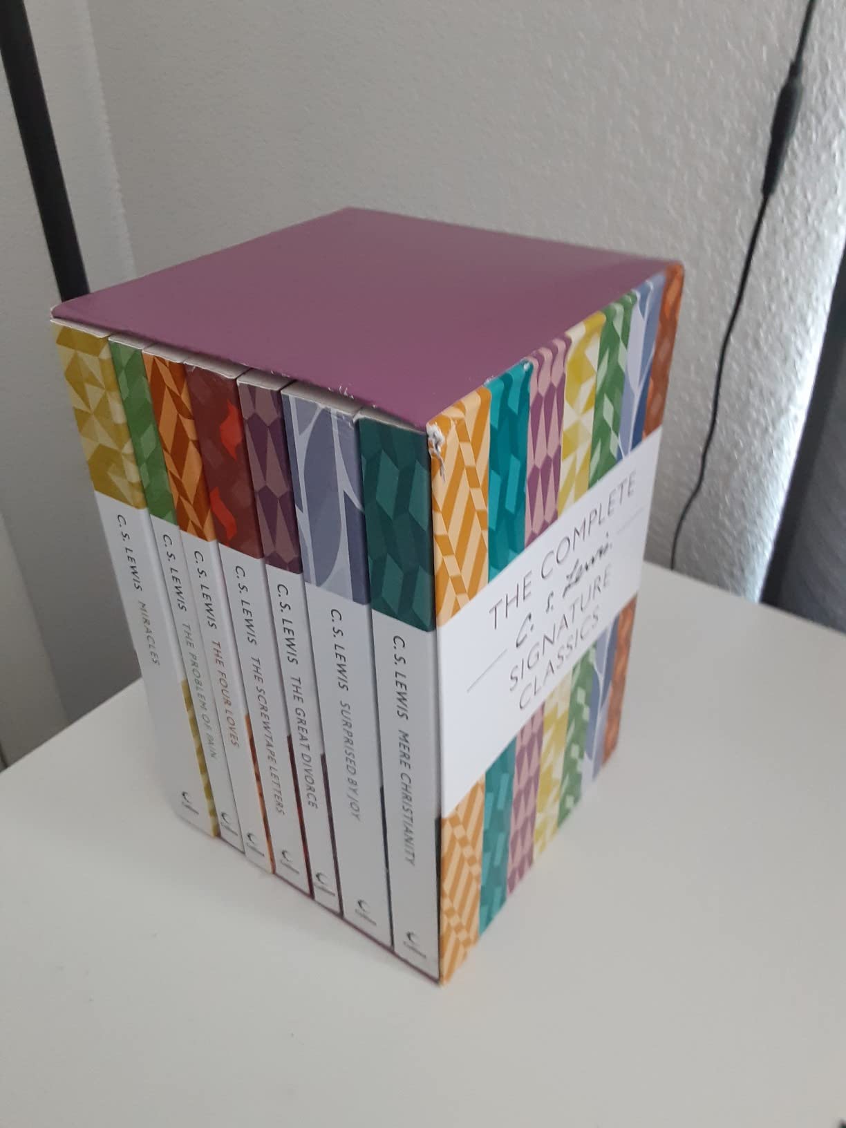 The Complete C. S. Lewis Signature Classics: Boxed Set customer photo 2