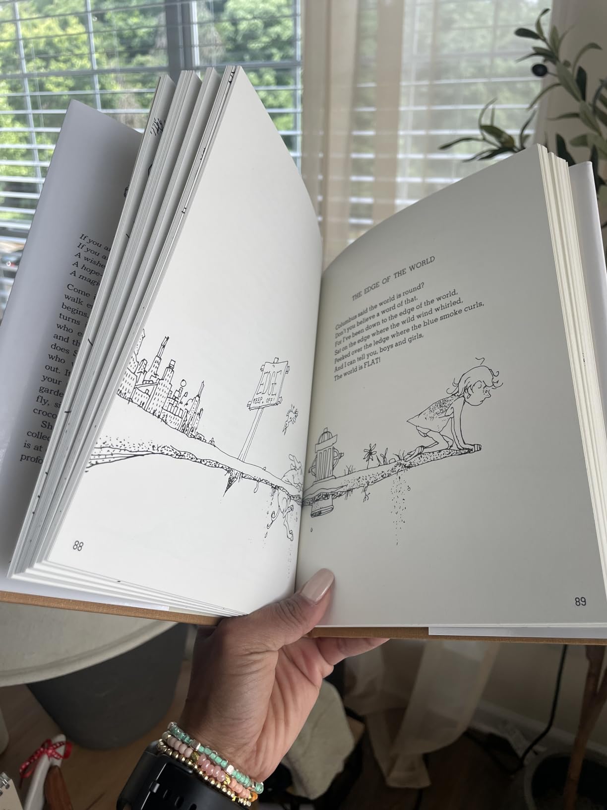Where the Sidewalk Ends: Poems and Drawings customer photo 1