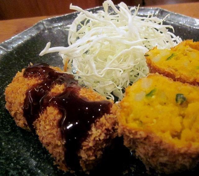 Mastering the Art of Japanese Home Cooking: Iron Chef Masaharu Morimoto's Cookbook with 150 Color Photos customer photo 1