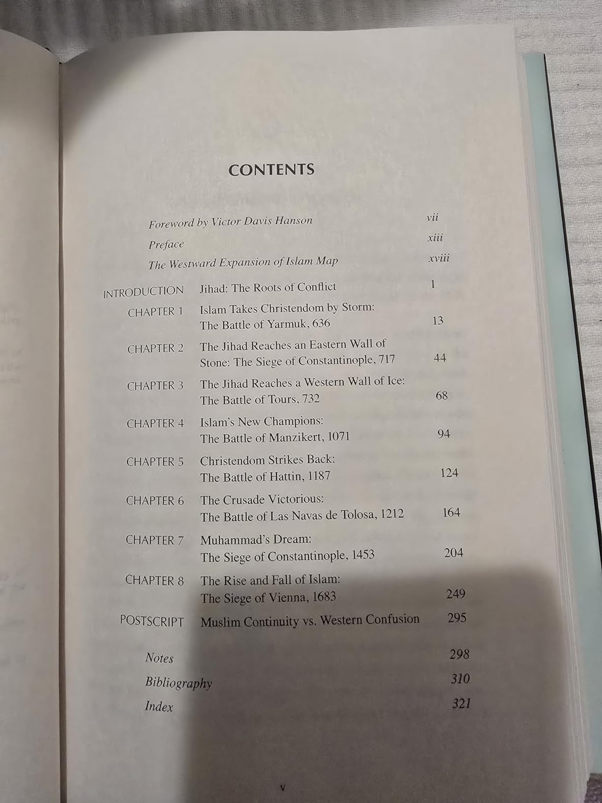 Sword and Scimitar: Fourteen Centuries of War between Islam and the West customer photo 1