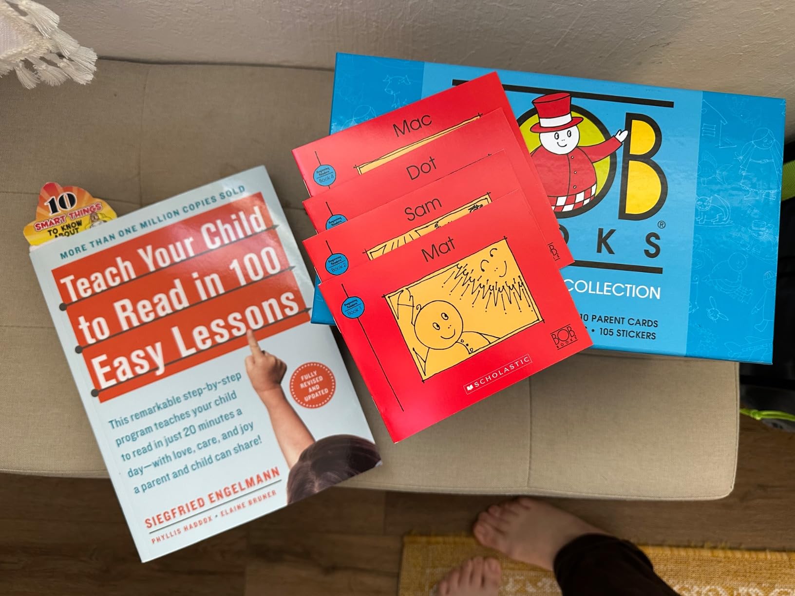 Bob Books - Set 1: Beginning Readers Box Set | Phonics, Ages 4 and up, Kindergarten (Stage 1: Starting to Read) customer photo 1