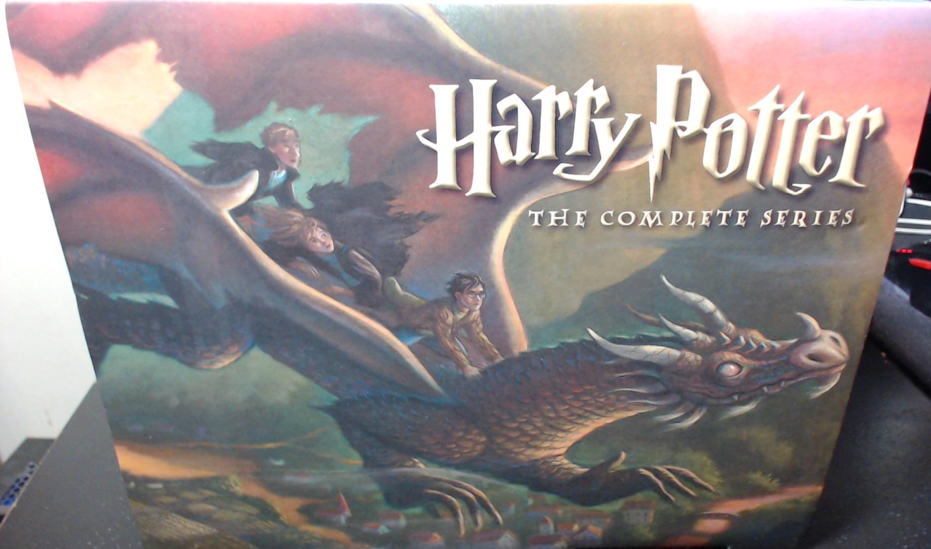 Harry Potter Paperback Box Set (Books 1-7) customer photo 2