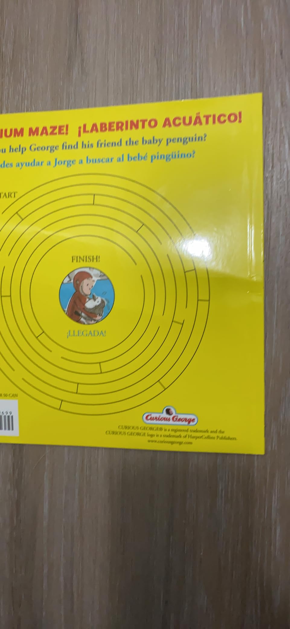 Jorge el curioso visita el acuario /Curious George at the Aquarium (bilingual edition) (Spanish and English Edition) customer photo 1