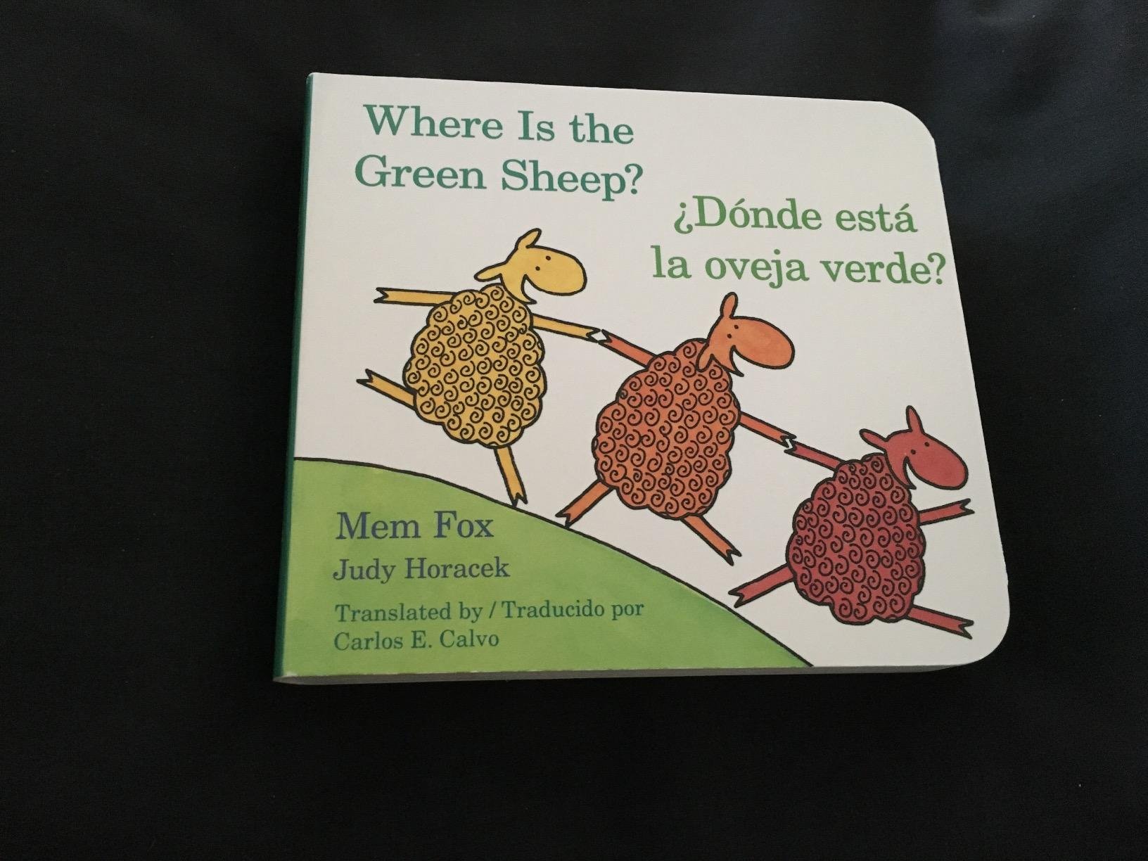 Where Is the Green Sheep?/Donde esta la oveja verde?: A Peaceful Story About a Search with Sleepy Rhymes customer photo 2