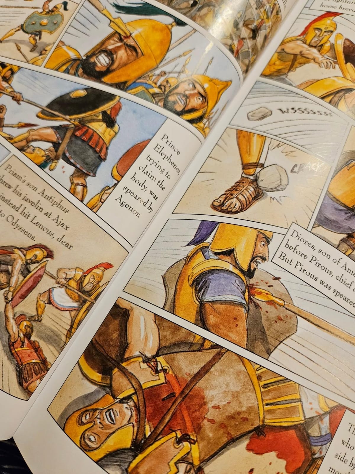 The Iliad: A Graphic Novel: (A Modern Visual Adaptation of Homer's Epic War Story of Greek Mythology for Young Adults) customer photo 2