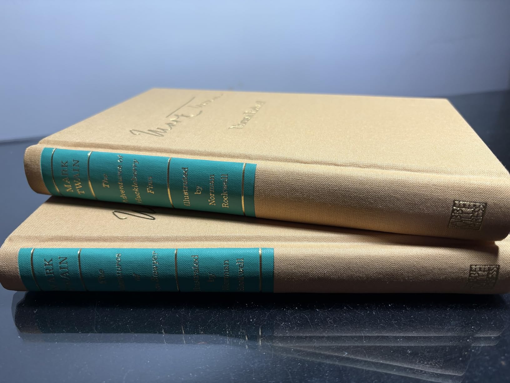 The Adventures of Tom Sawyer and Huckleberry Finn: Norman Rockwell Collector's Edition (Abbeville Illustrated Classics) customer photo 1