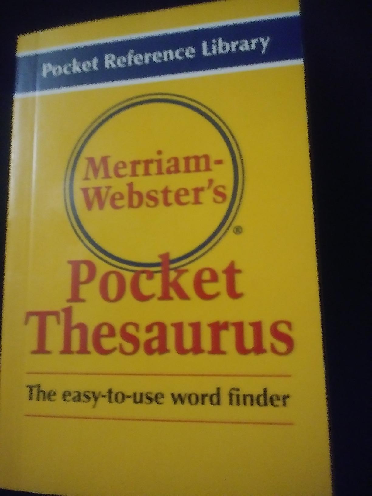 Merriam-Webster's Pocket Thesaurus, Newest Edition, (Flexi Paperback) (Pocket Reference Library) customer photo 2
