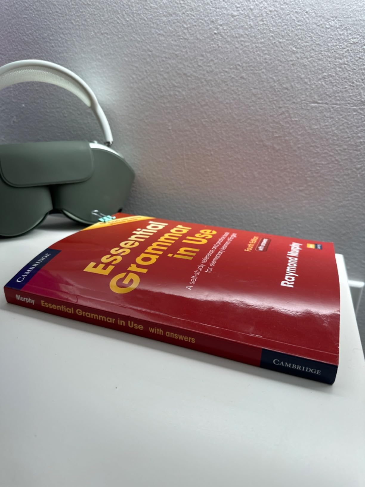 Essential Grammar in Use with Answers: A Self-Study Reference and Practice Book for Elementary Learners of English customer photo 1