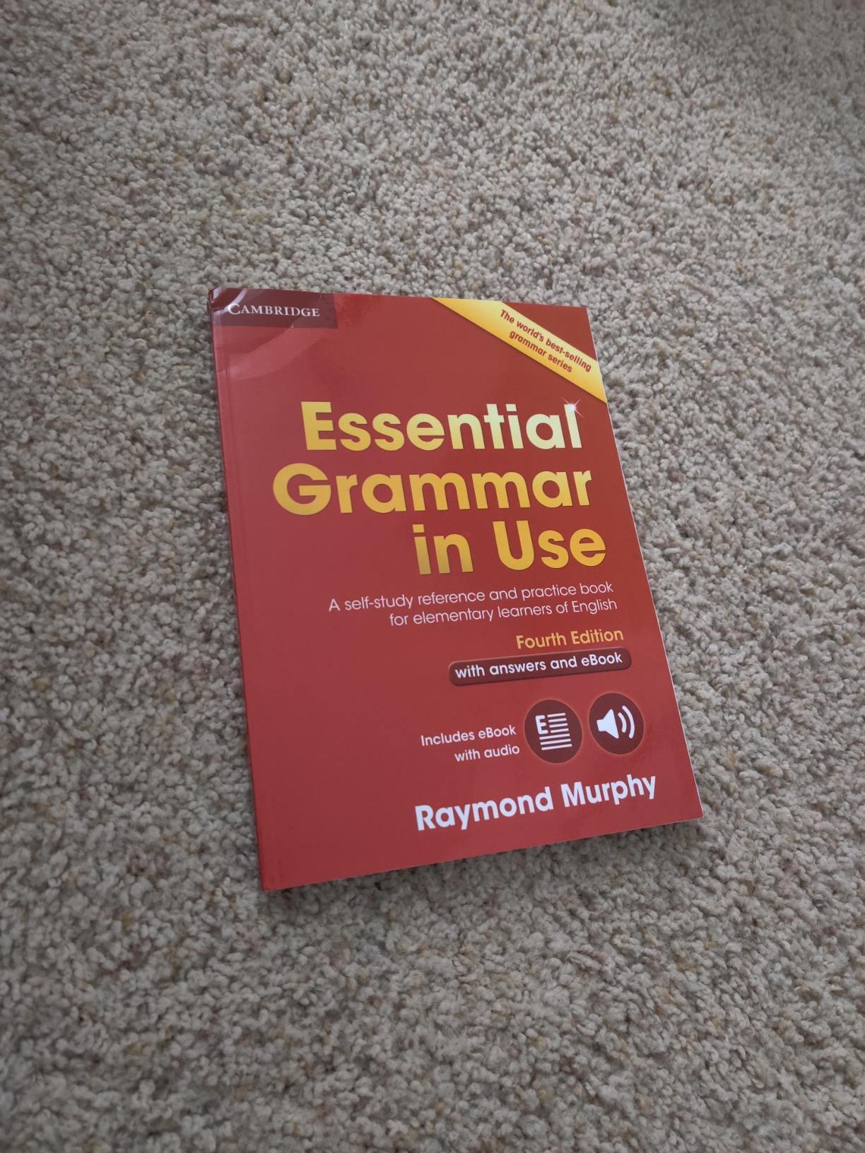 Essential Grammar in Use with Answers: A Self-Study Reference and Practice Book for Elementary Learners of English customer photo 2