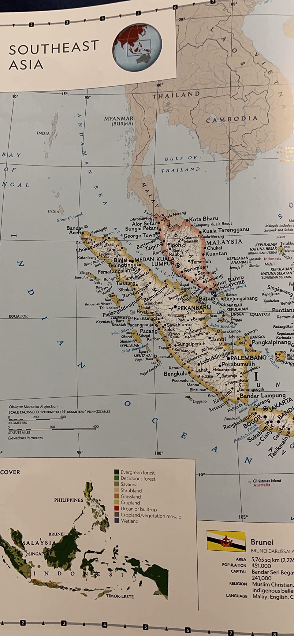 National Geographic Family Reference Atlas 5th Edition customer photo 2