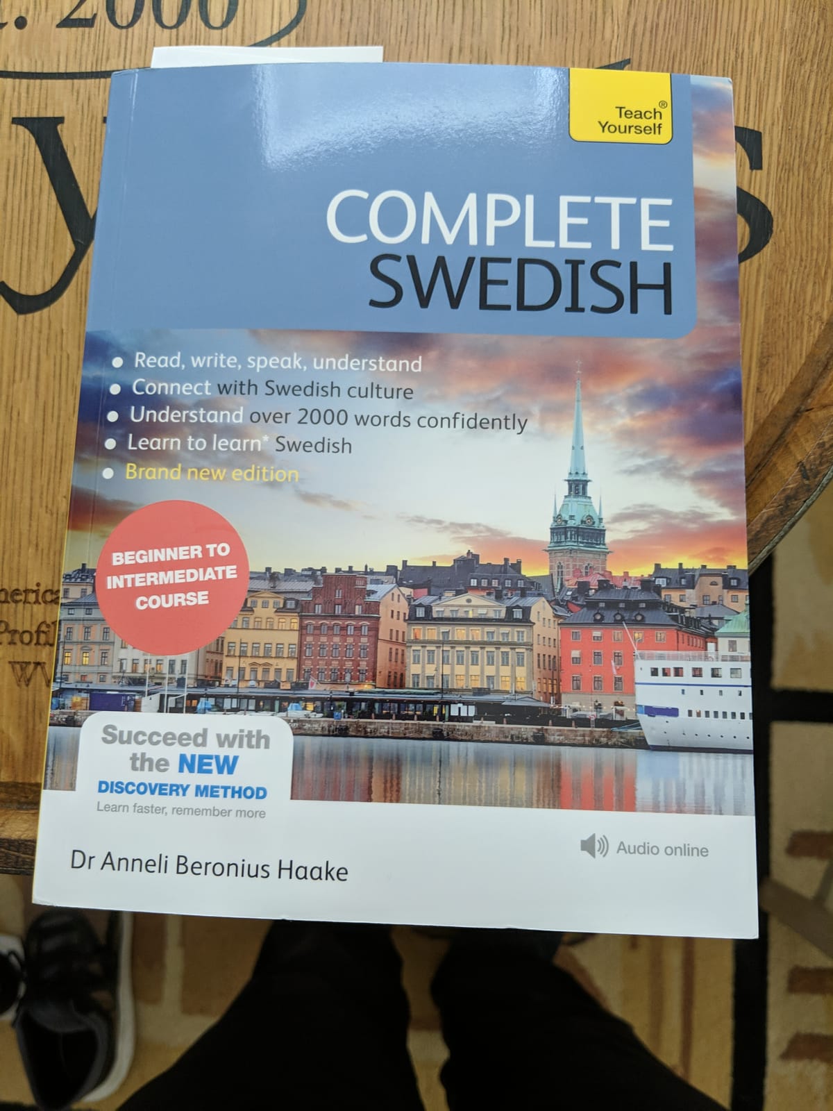 Complete Swedish Beginner to Intermediate Course: Learn to read, write, speak and understand a new language with Teach Yourself (Complete Language Courses) customer photo 1
