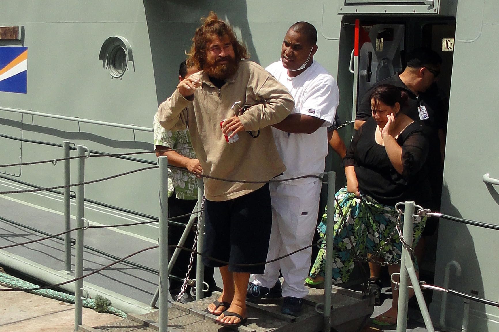 438 Days: An Extraordinary True Story of Survival at Sea customer photo 2