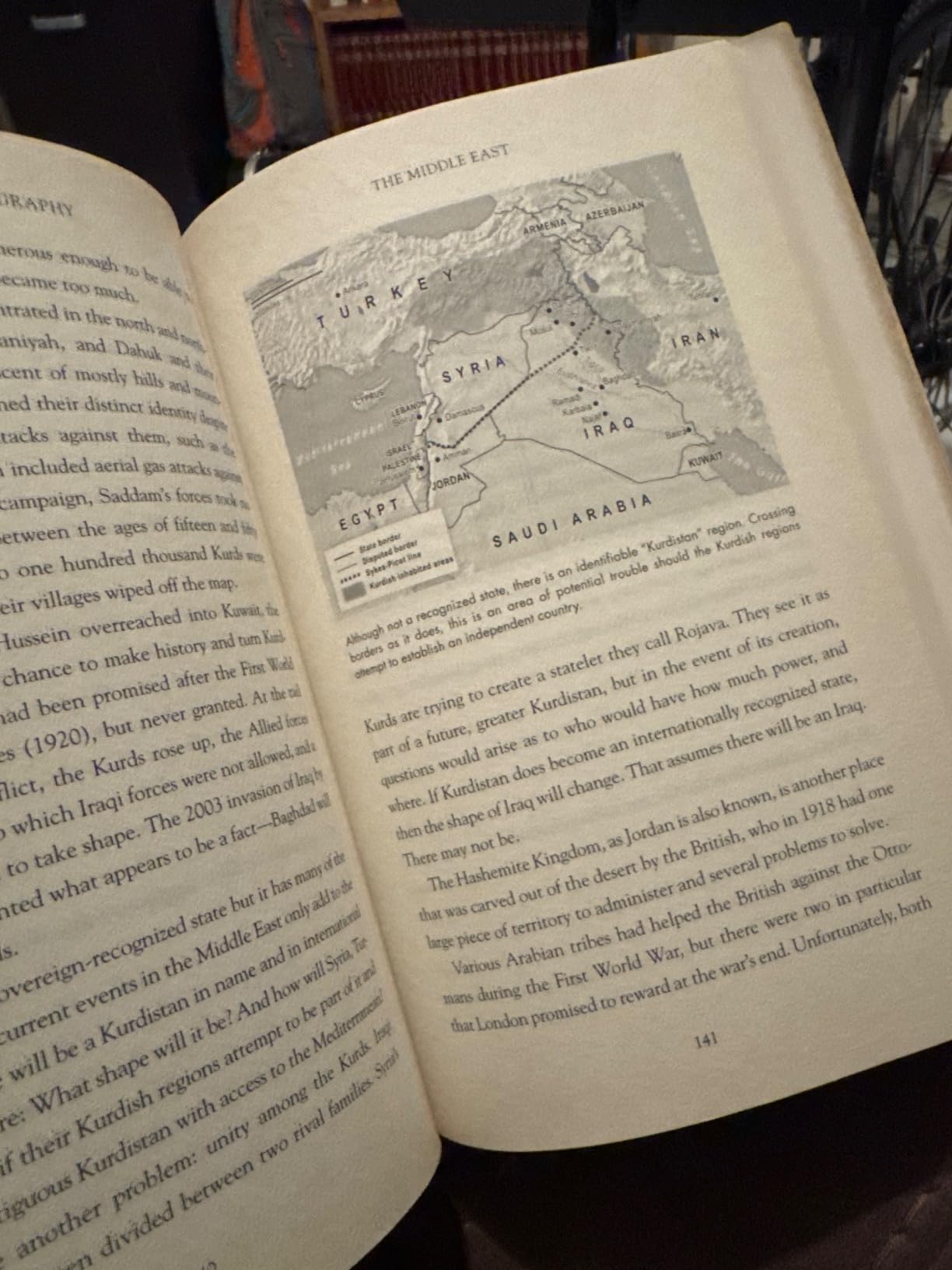 Prisoners of Geography: Ten Maps That Explain Everything About the World (Politics of Place) customer photo 2
