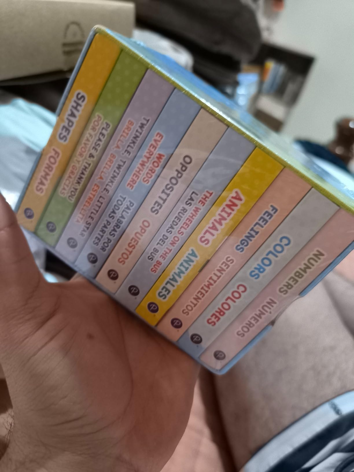 Bilingual 10 Board Books in Spanish and English: Little Library set includes Counting, Colors, Feelings, Animals, The Wheels on the Bus, ABCs, and More (English and Spanish Edition) customer photo 2