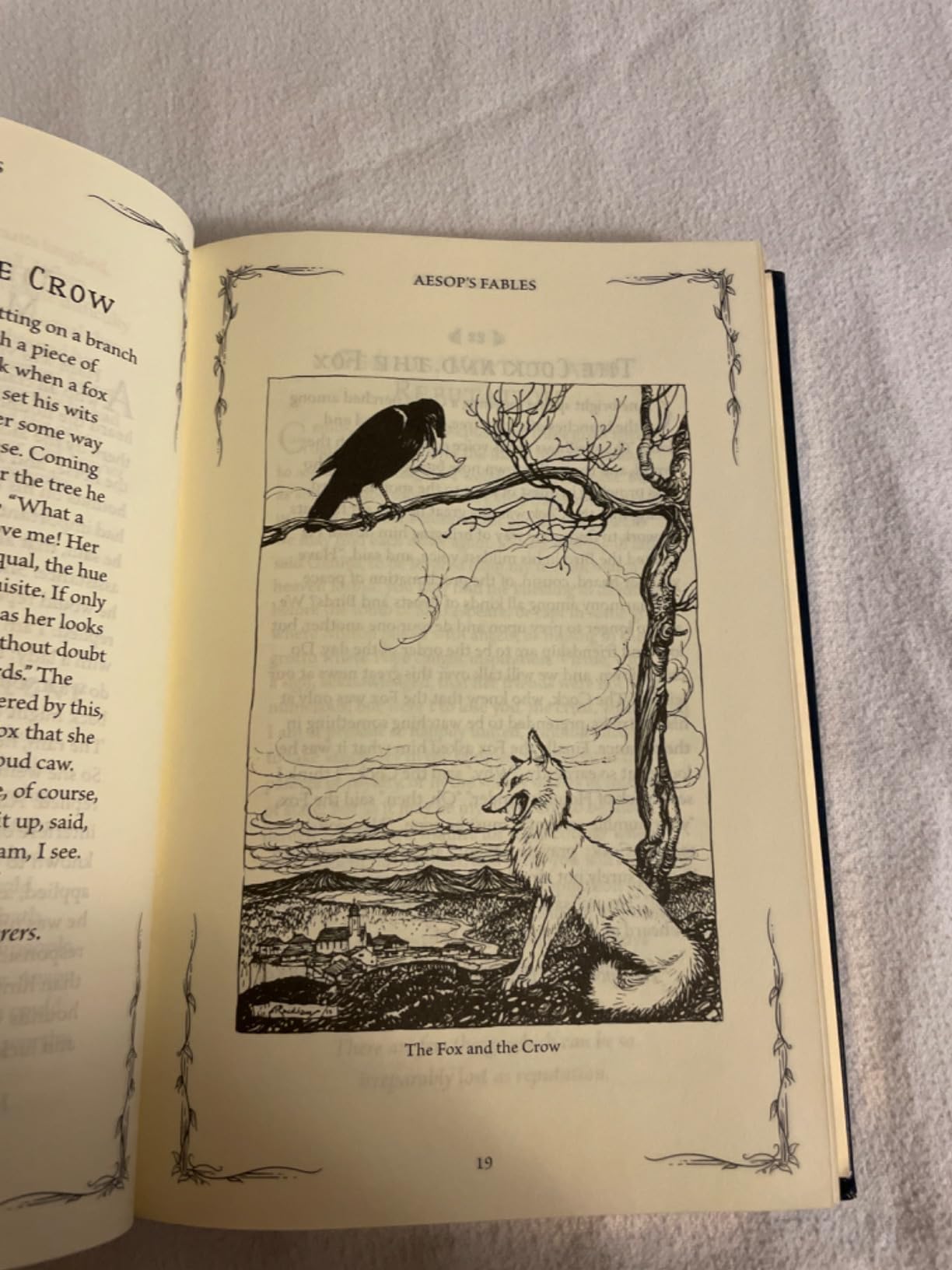 Aesop's Fables Illustrated (Deluxe Leatherbound Edition) (Leather-bound Classics) customer photo 1