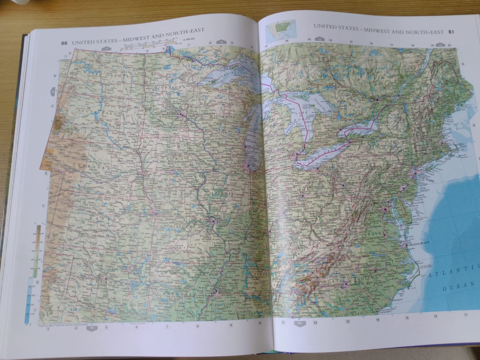 Philip's RGS World Atlas: (Hardback 23rd Edition) (Philip's World Atlas) customer photo 1