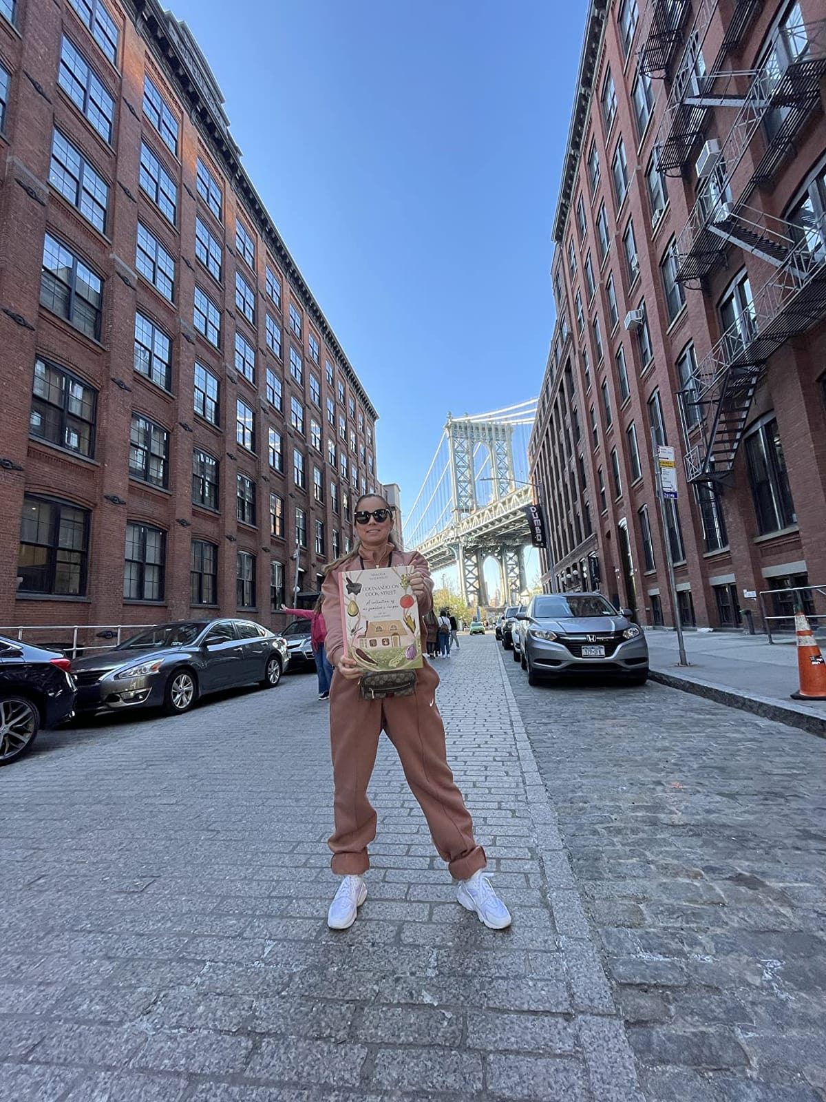 Cocinando on Cook Street: A collection of mi familia's recipes (Bilingual: English/Spanish): A collection of mi familia’s recipes (English and Spanish Edition) customer photo 2