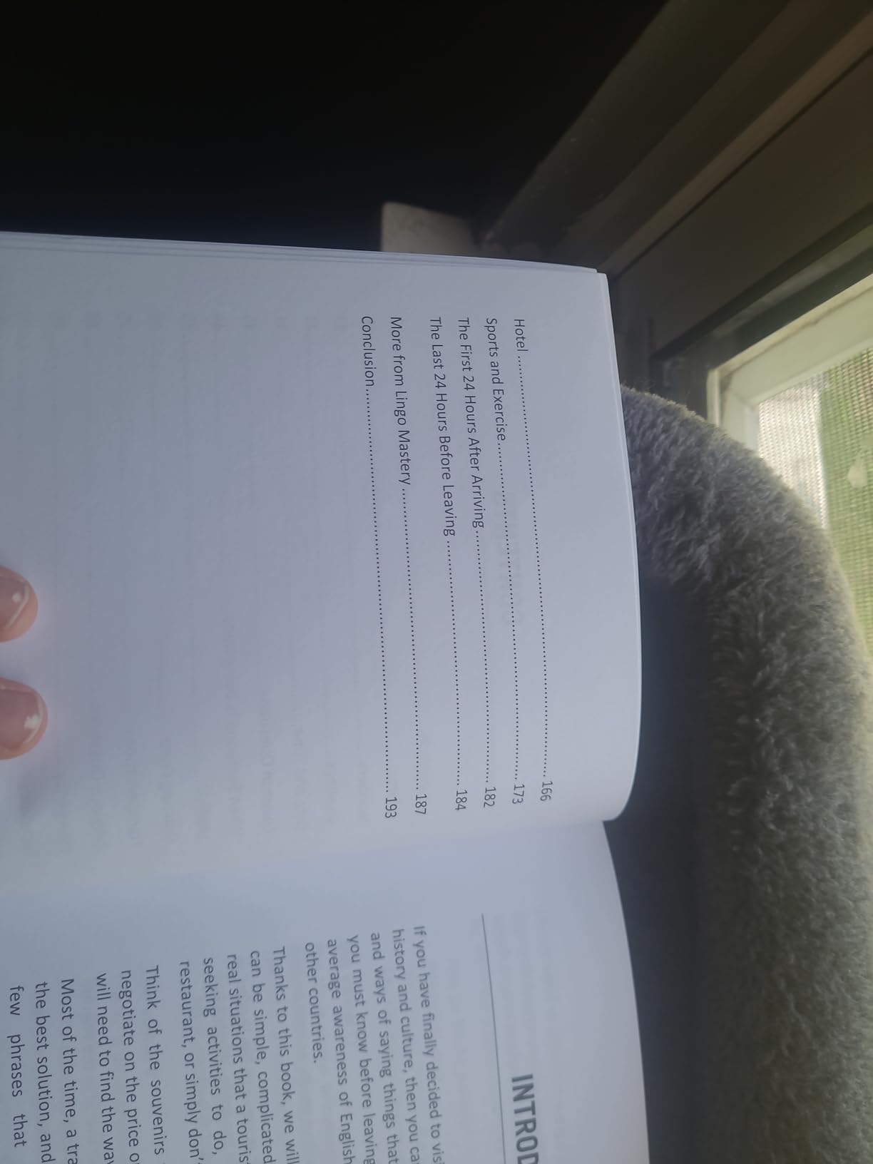 Easy French Phrase Book: Over 1500 Common Phrases For Everyday Use And Travel customer photo 2
