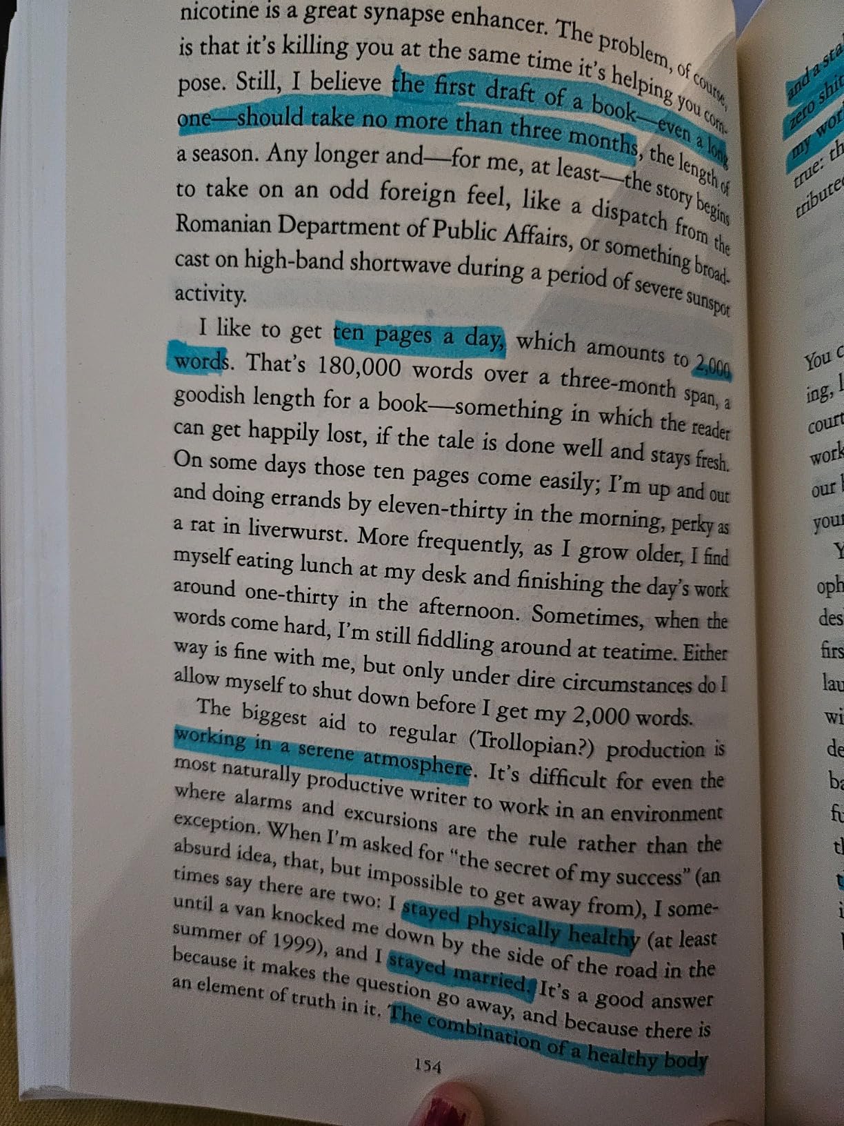 On Writing: A Memoir of the Craft (A Memoir of the Craft (Reissue)) customer photo 1