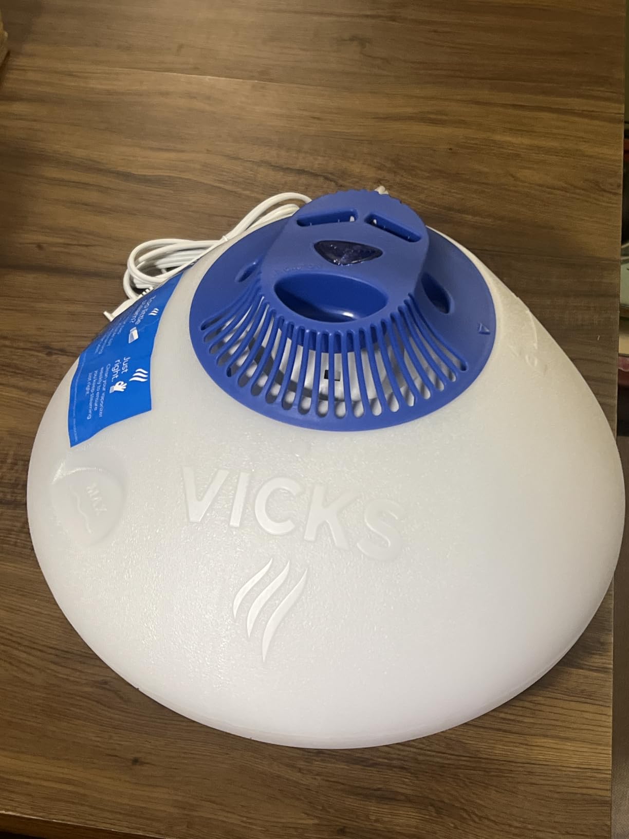 Vicks Warm Steam Vaporizer Humidifier for Medium and Large Rooms, 1.5 Gal customer photo 1