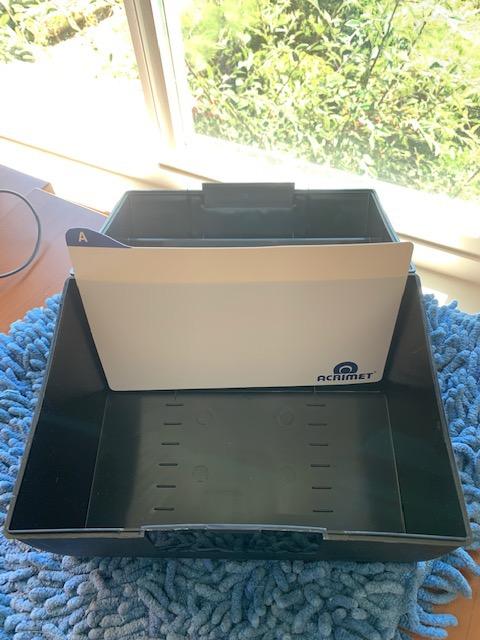 Oxford Plastic Index Card Box, 5 x 8 Inches, 500 Card Capacity, Black (01581) customer photo 1