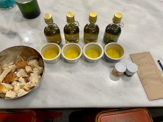 Mantova Grand’Aroma Flavored Extra Virgin Olive Oils, Variety Gift Set, made in Italy, cold-pressed, 100% natural, heart-healthy, for grilling, barbequing, smoking, and cooking, 8.5 oz customer photo 2