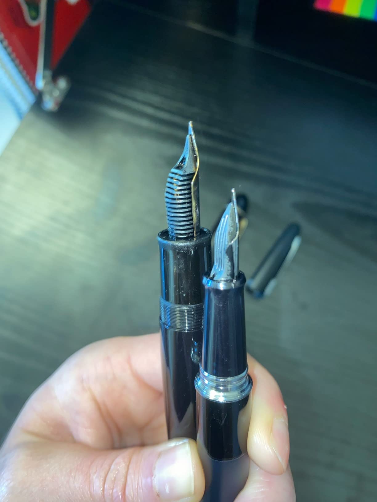 PILOT Metropolitan Collection Fountain Pen, Silver Barrel, Classic Design, Medium Nib, Black Ink (91108) customer photo 2