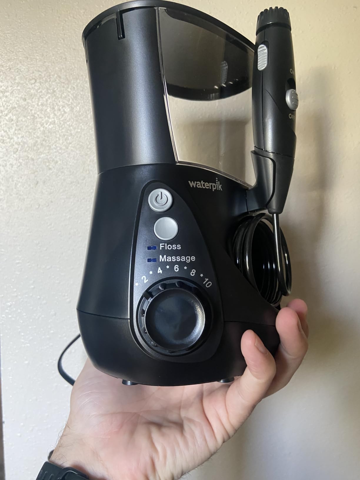 Waterpik Aquarius Countertop Water Flosser with 10 Settings, 7 Tips, White customer photo 1