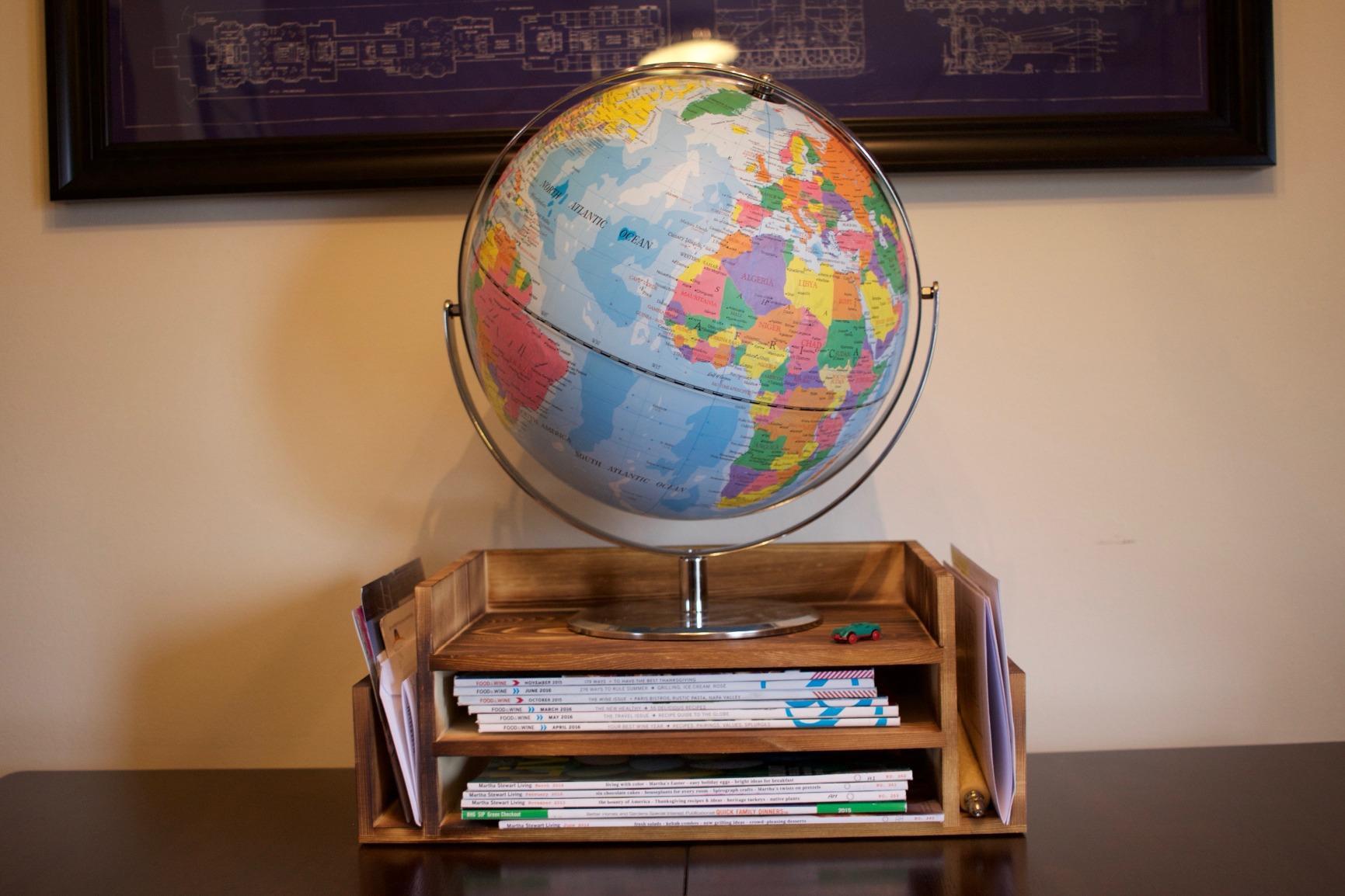 Advantus 12 Inch Desktop World Globe with Blue Oceans (30502) customer photo 2