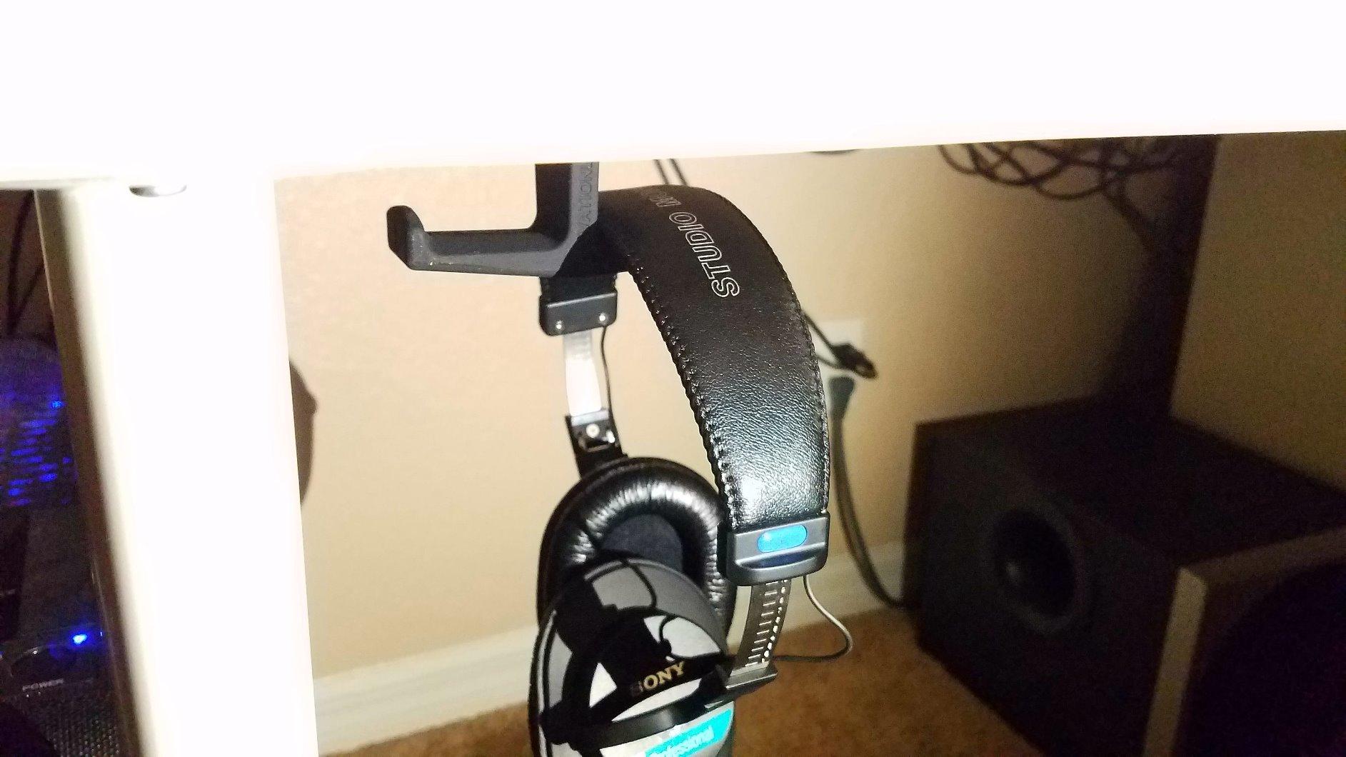 Elevation Lab The Anchor™ - THE Original Under-Desk Headphone Stand Mount Holder customer photo 2