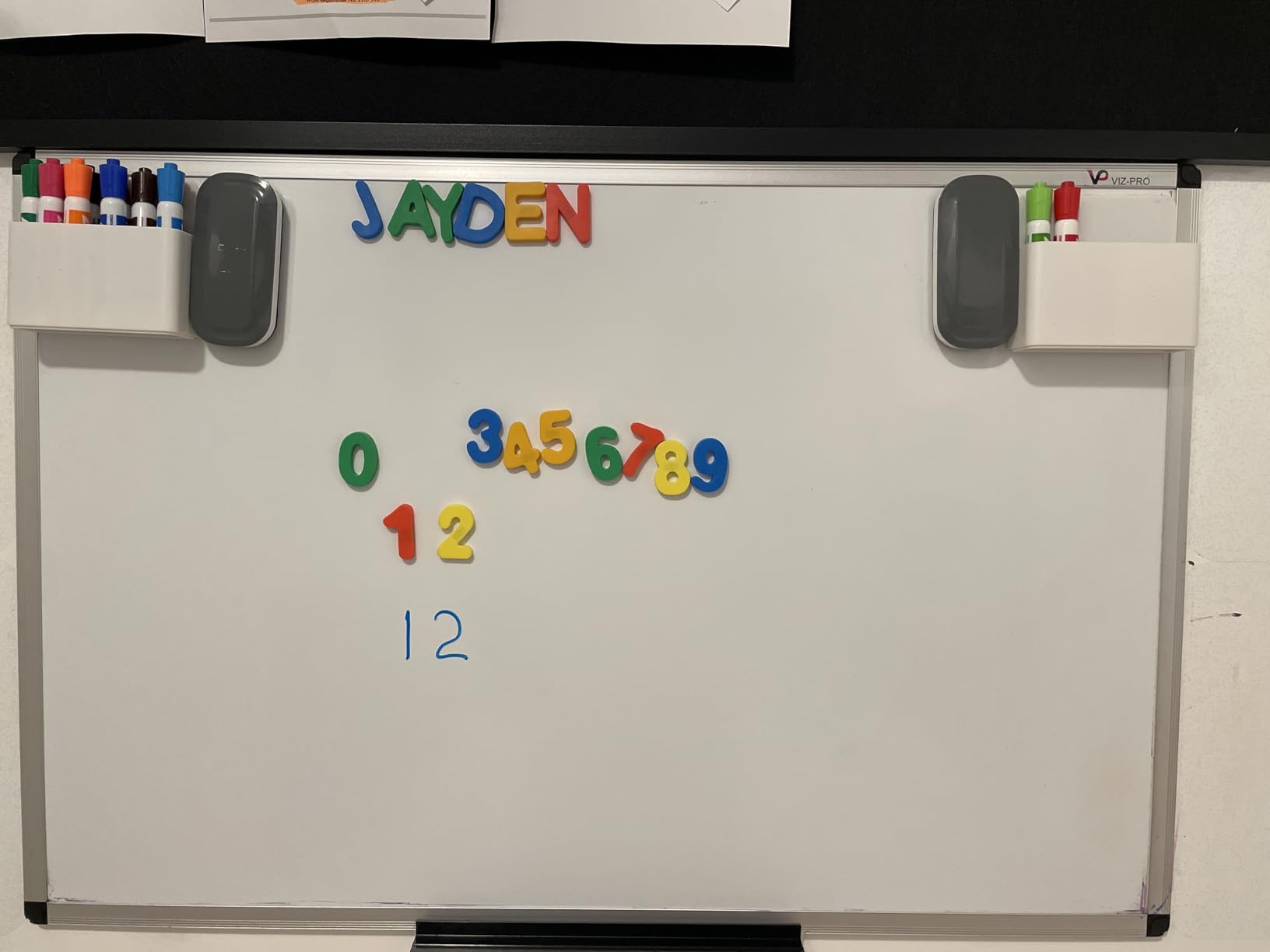 VIZ-PRO Magnetic Dry Erase Board, 24 X 18 Inches, Silver Aluminium Frame customer photo 1