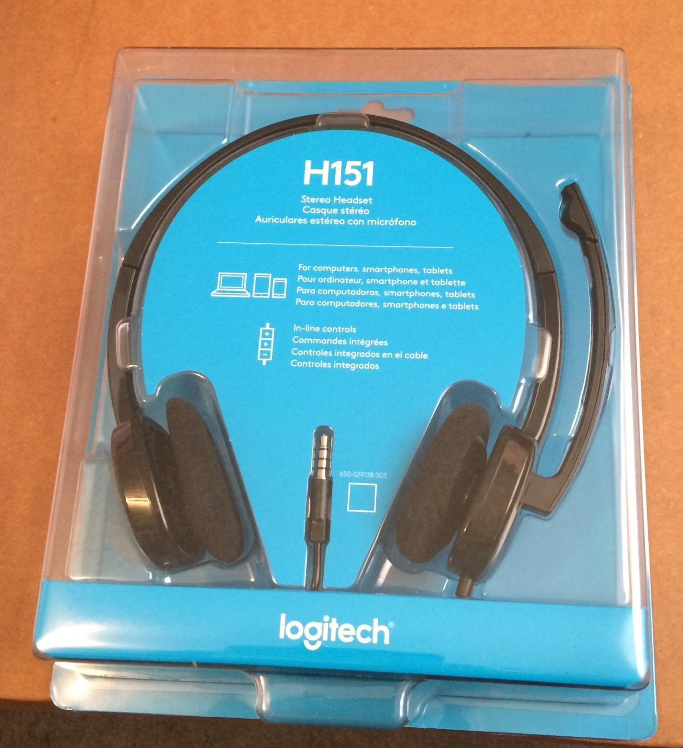 Logitech H151 Wired Analog Stereo Headphones with 3.5 mm Audio Jack - Black customer photo 2