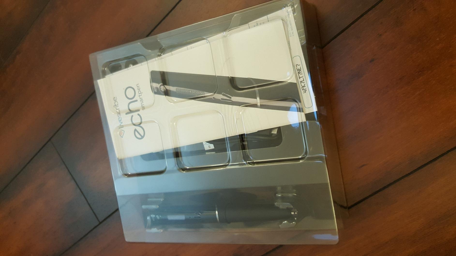 Livescribe 8GB Echo Smartpen Pro Edition (APX-00018) customer photo 1