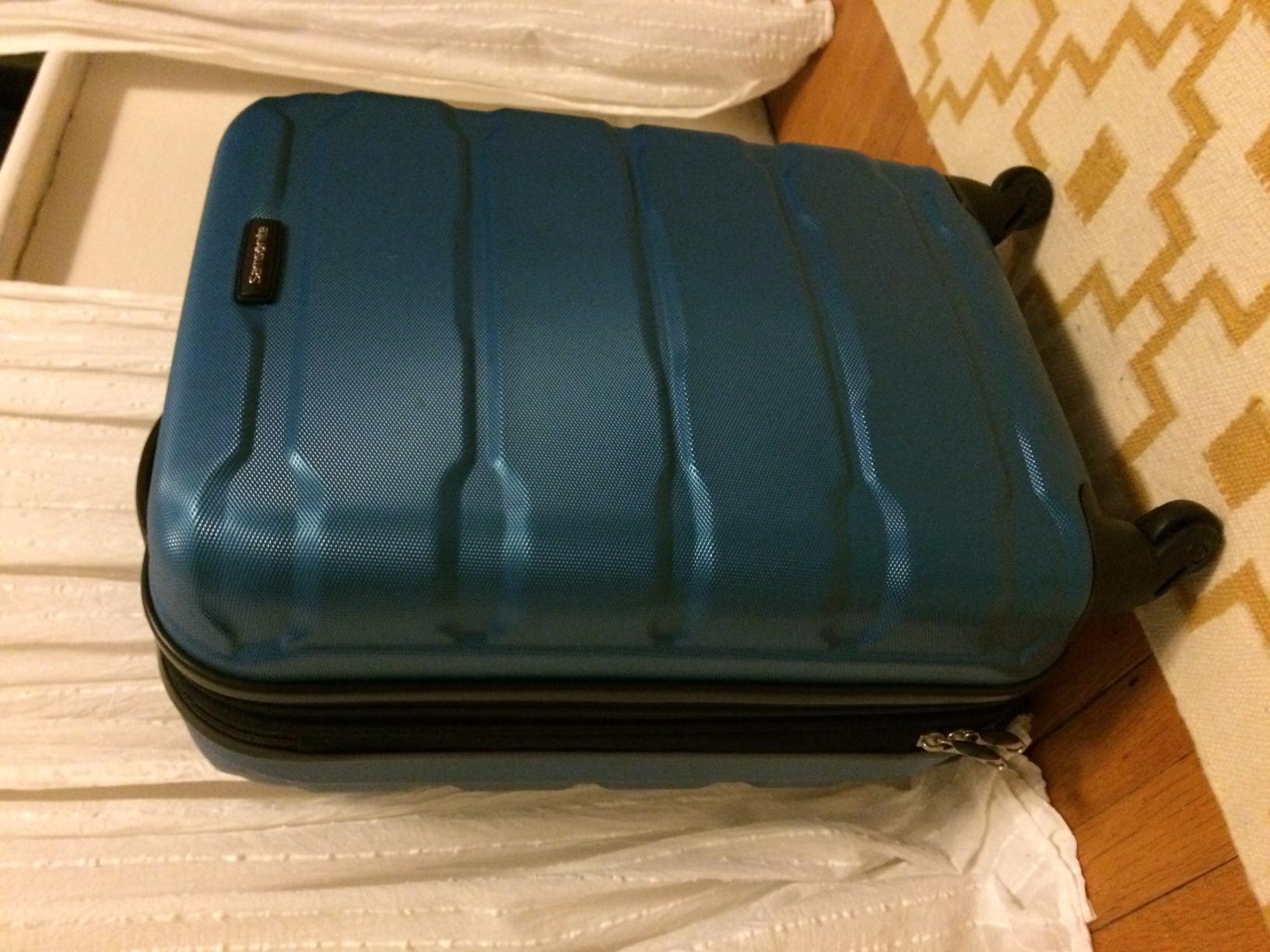Samsonite Omni PC Hardside Expandable Luggage with Spinner Wheels, Teal, Carry-On 20-Inch customer photo 2