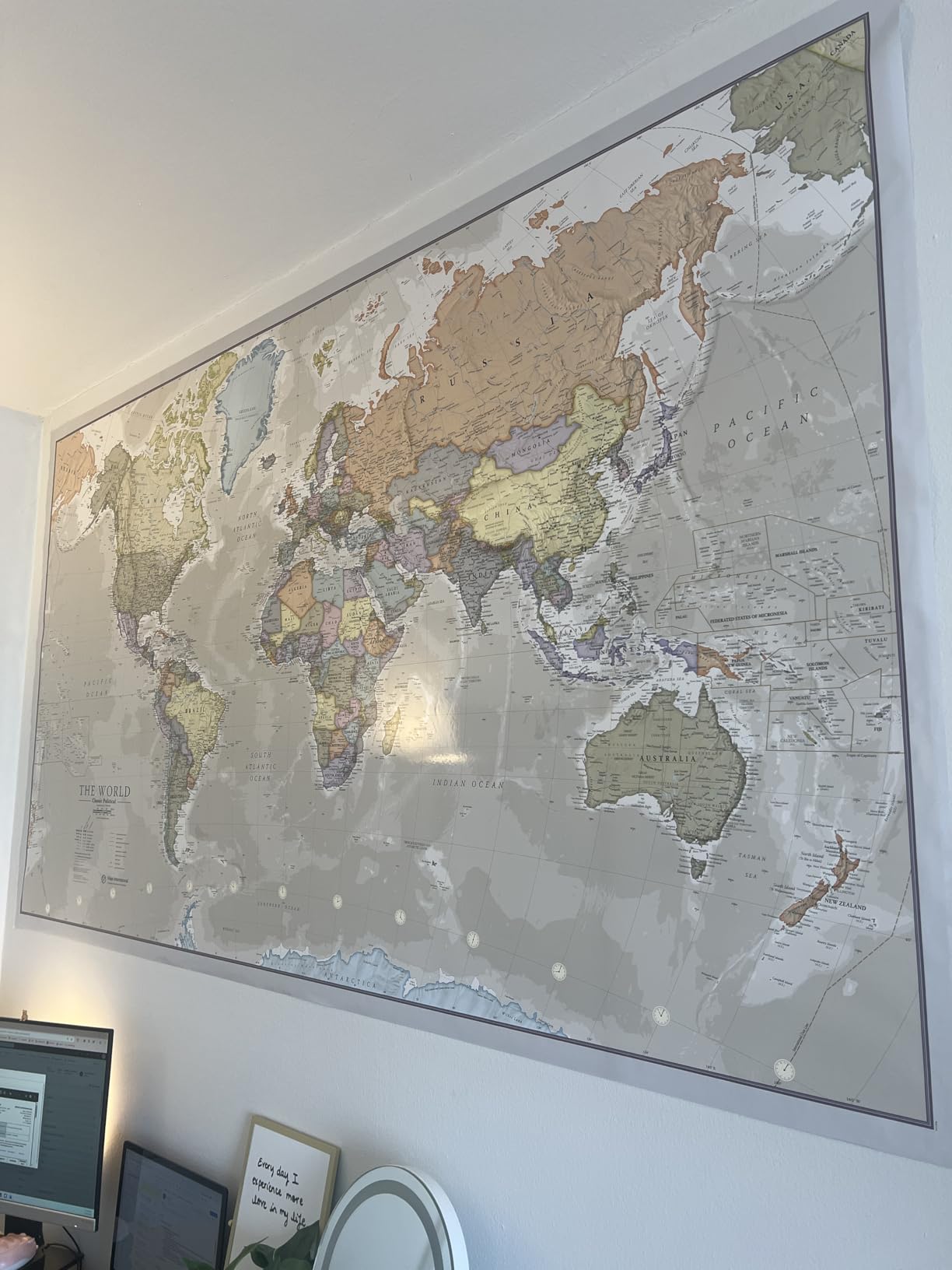 Maps International Giant World Map - Classic Large World Map Poster - Laminated - 46 (h) x 77.5 (w) customer photo 2