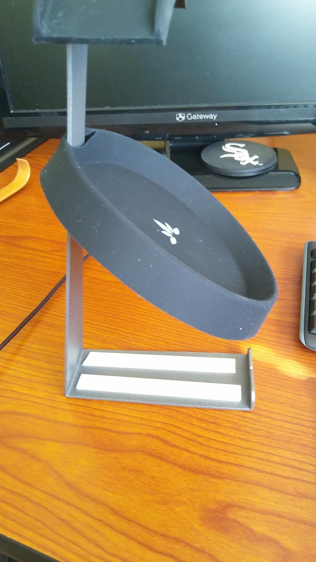Avantree HS102 - Metal Headphone Stand with Cable Holder customer photo 2