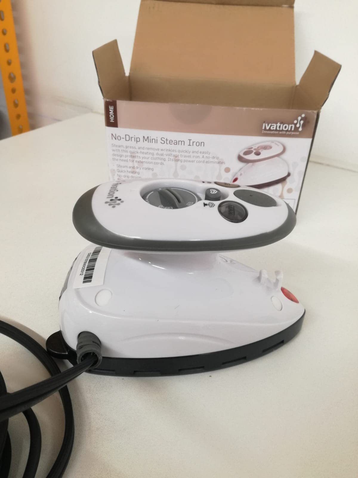 Ivation Mini Travel Iron, 420W, Dual Voltage, Ceramic Soleplate, Steam customer photo 1