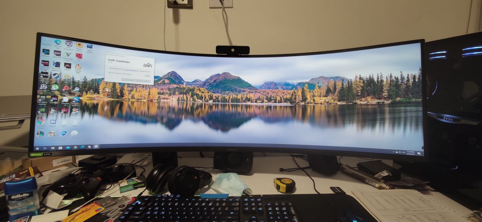 Logitech C925-E Business Webcam HD 1080p/30fps with Light Correction customer photo 2