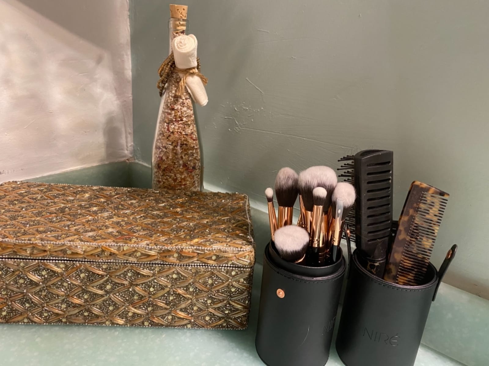 Niré Beauty Professional Makeup Brush Set, 15 Piece Black & Rose Gold customer photo 1