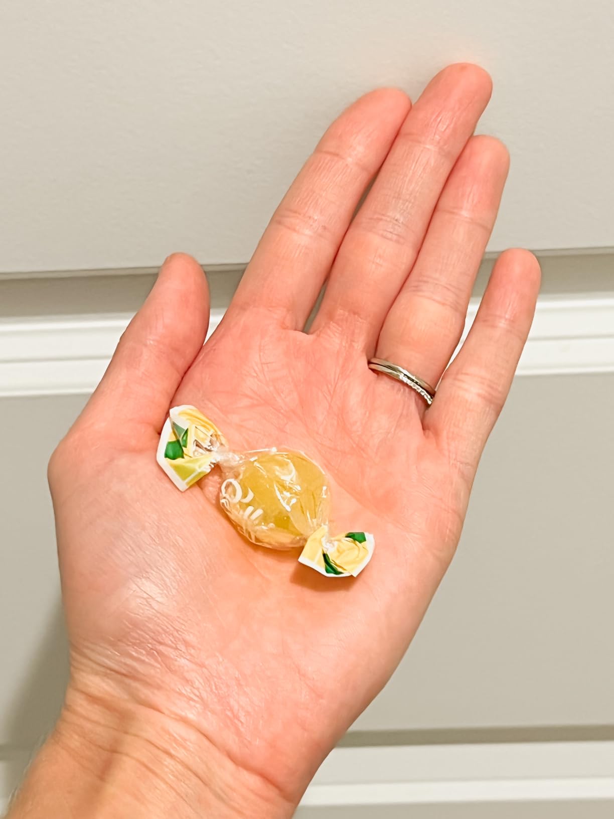Perle di Sole Italian Lemon Drops Hard Candy Individually Wrapped (7.05 oz) Made with Essential Oils of Amalfi Coast P.G.I. Lemon - Italian Imported Gifts From Italy customer photo 2