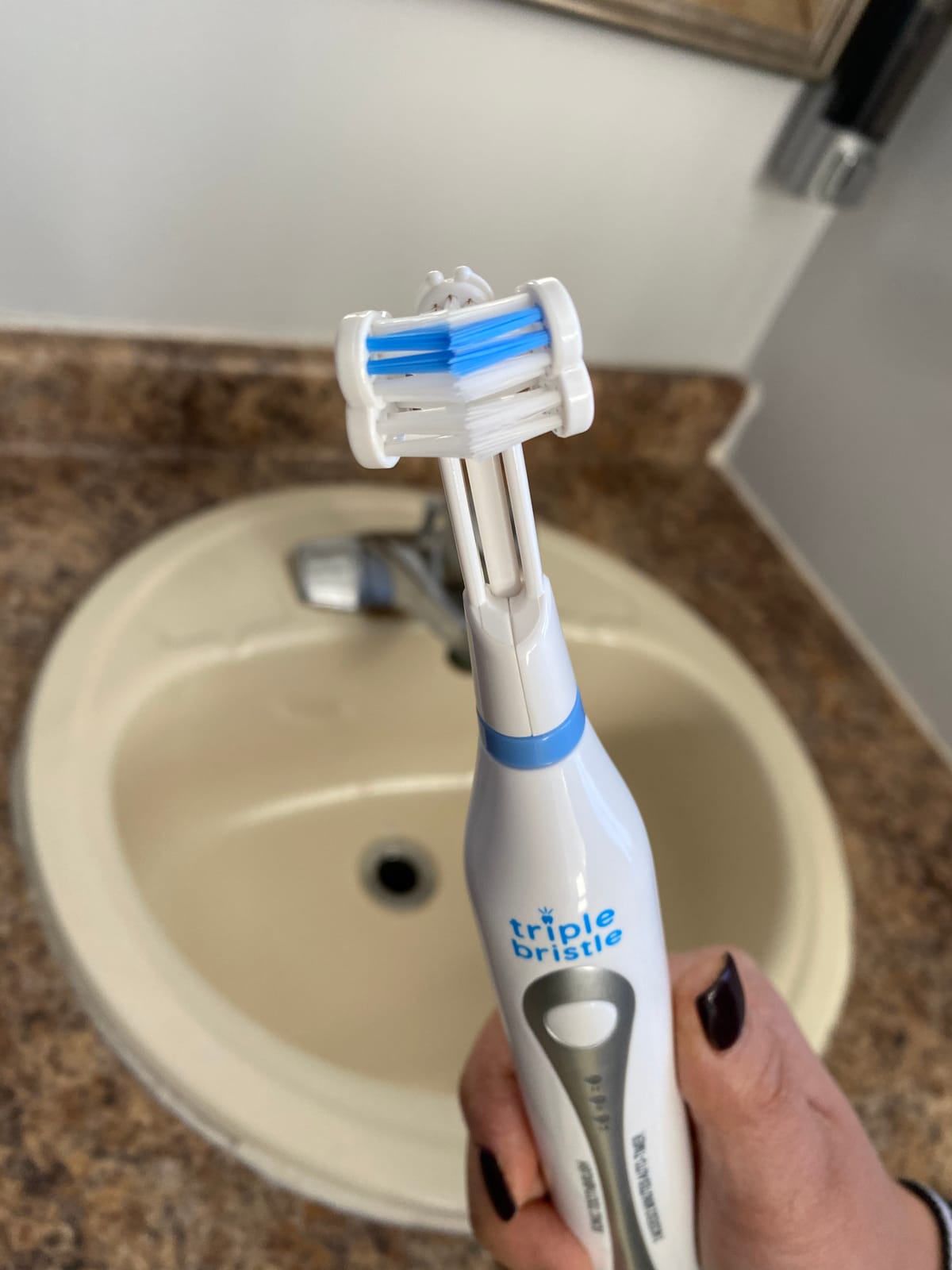 Triple Bristle Original Sonic Toothbrush | Rechargeable 31,000 VPM Tooth Brush | Patented 3 Head Design | Angled Bristles Clean Each Tooth | Dentist Created & Approved Original customer photo 2