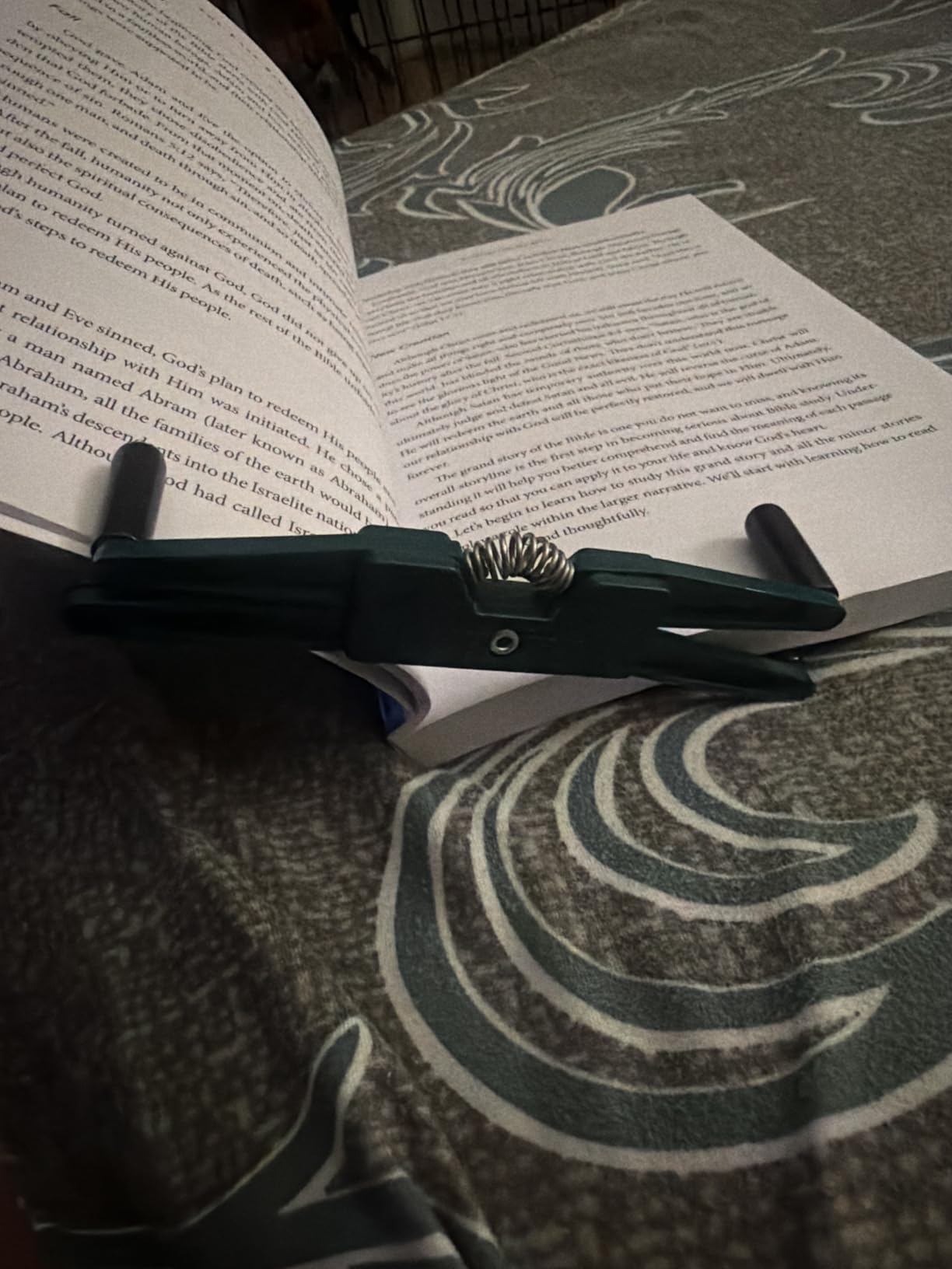 Portable Book Page Holder for Hands Free Reading in Bed, on the Go, on the Treadmill & Exercise Bike - Works on Hardcovers, Paperbacks, Magazines, and Comic, Art, Piano and Recipe Books customer photo 1