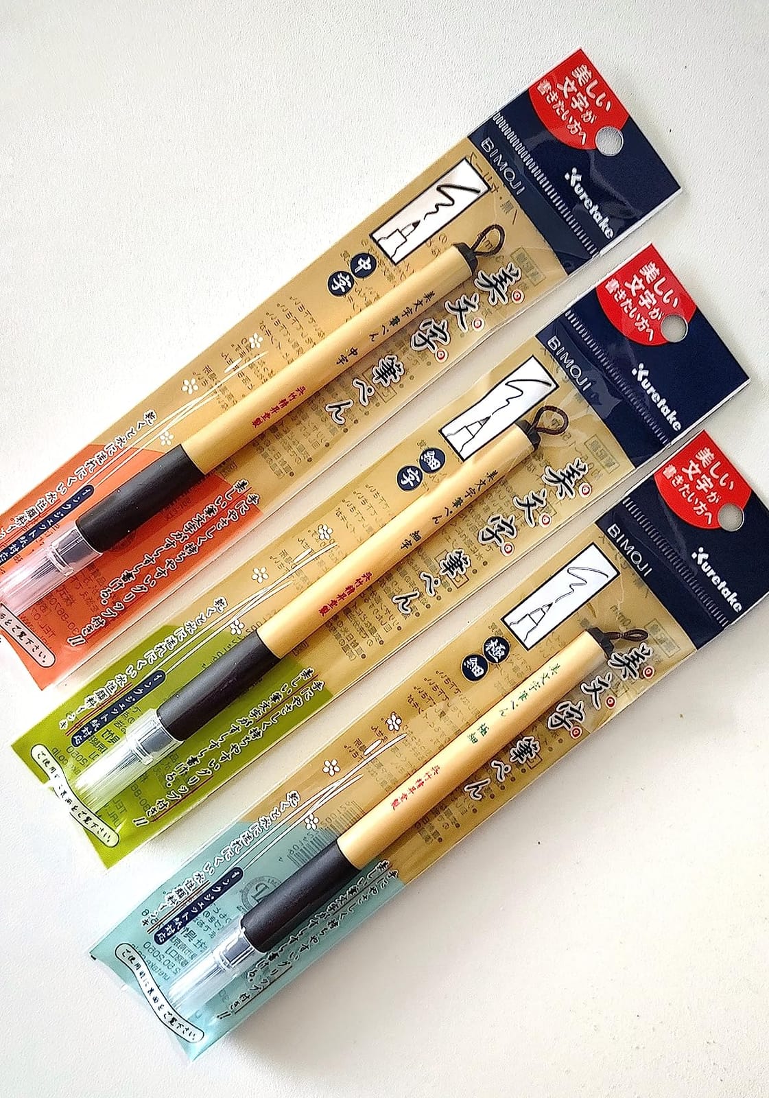 Kuretake Bimoji Brush Pen, 5 pcs set (Extra Fine, Fine, Medium, Large, Medium Brush), great for Calligraphy, Hand lettering and Illustration, for Beginners and Professional, Made in Japan customer photo 2