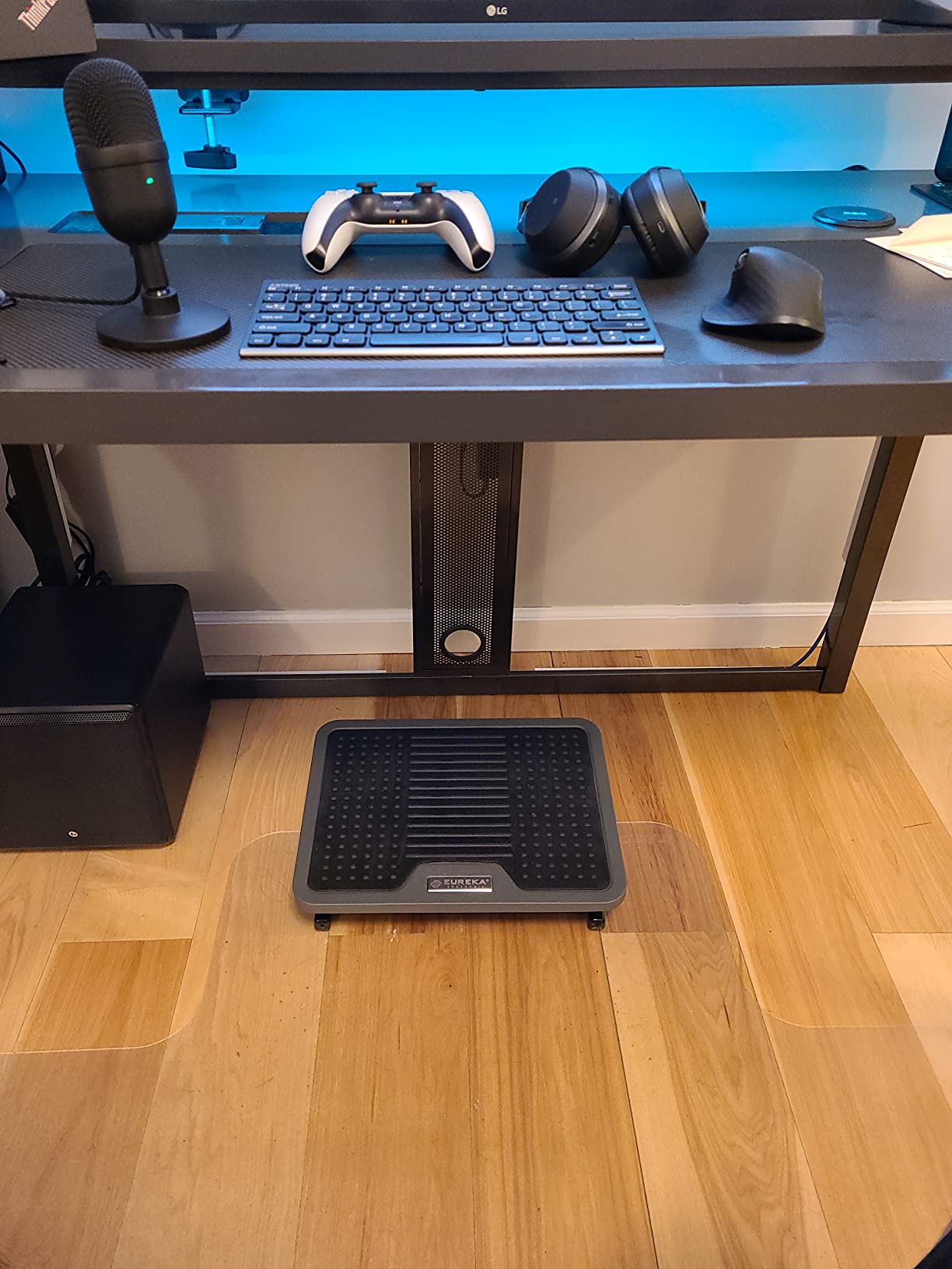 EUREKA ERGONOMIC Tilt Adjustable Footrest, Foot Rest for Under Desk at Work with Massage Surface, Office Foot Rest Under Desk with 20 Degree Tilt No Locking, Metal Frame customer photo 1