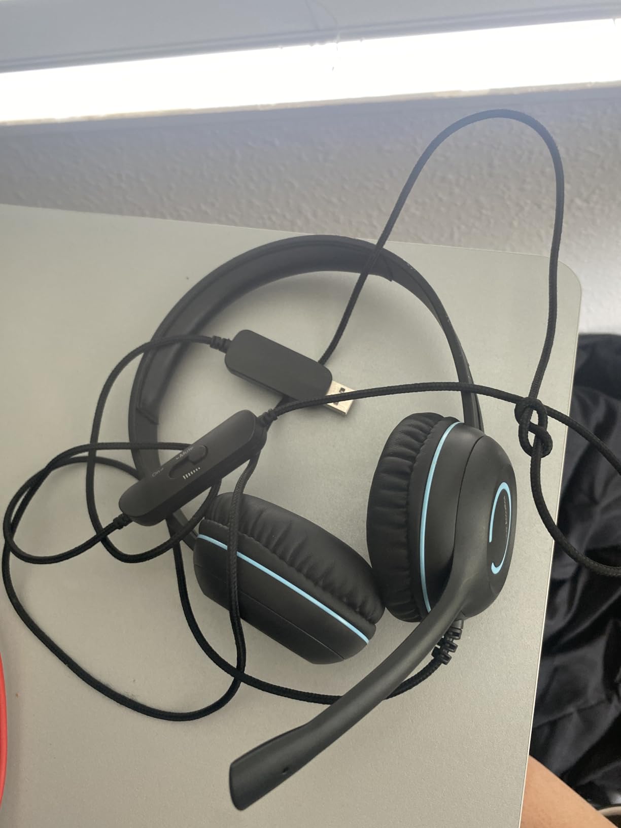 Cyber Acoustics AC-5008A USB-A Headset with in-Line Volume Control customer photo 1
