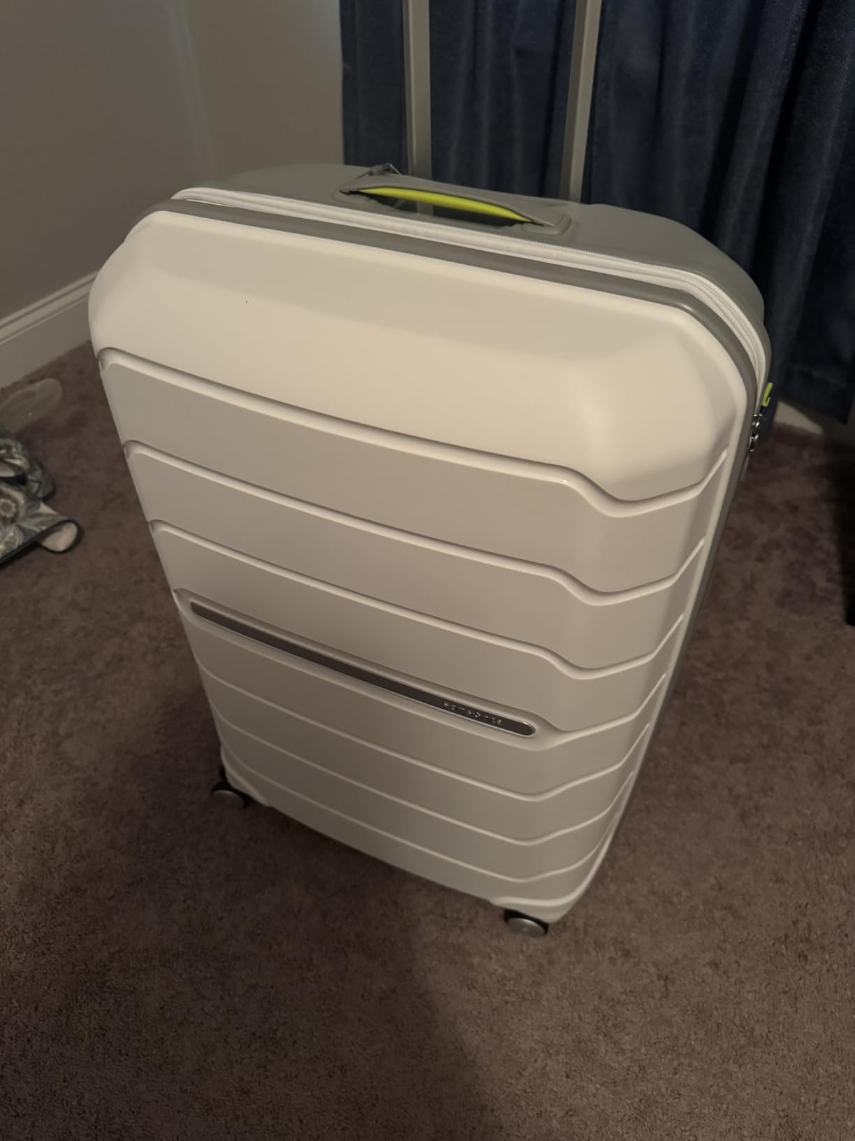 Samsonite Freeform Hardside Carry-On Luggage with Spinner Wheels - Hardshell Suitcase - TSA, Airline-Approved - Expandable Hard Shell, Smooth Rolling Wheels for Lightweight Travel - Navy customer photo 2