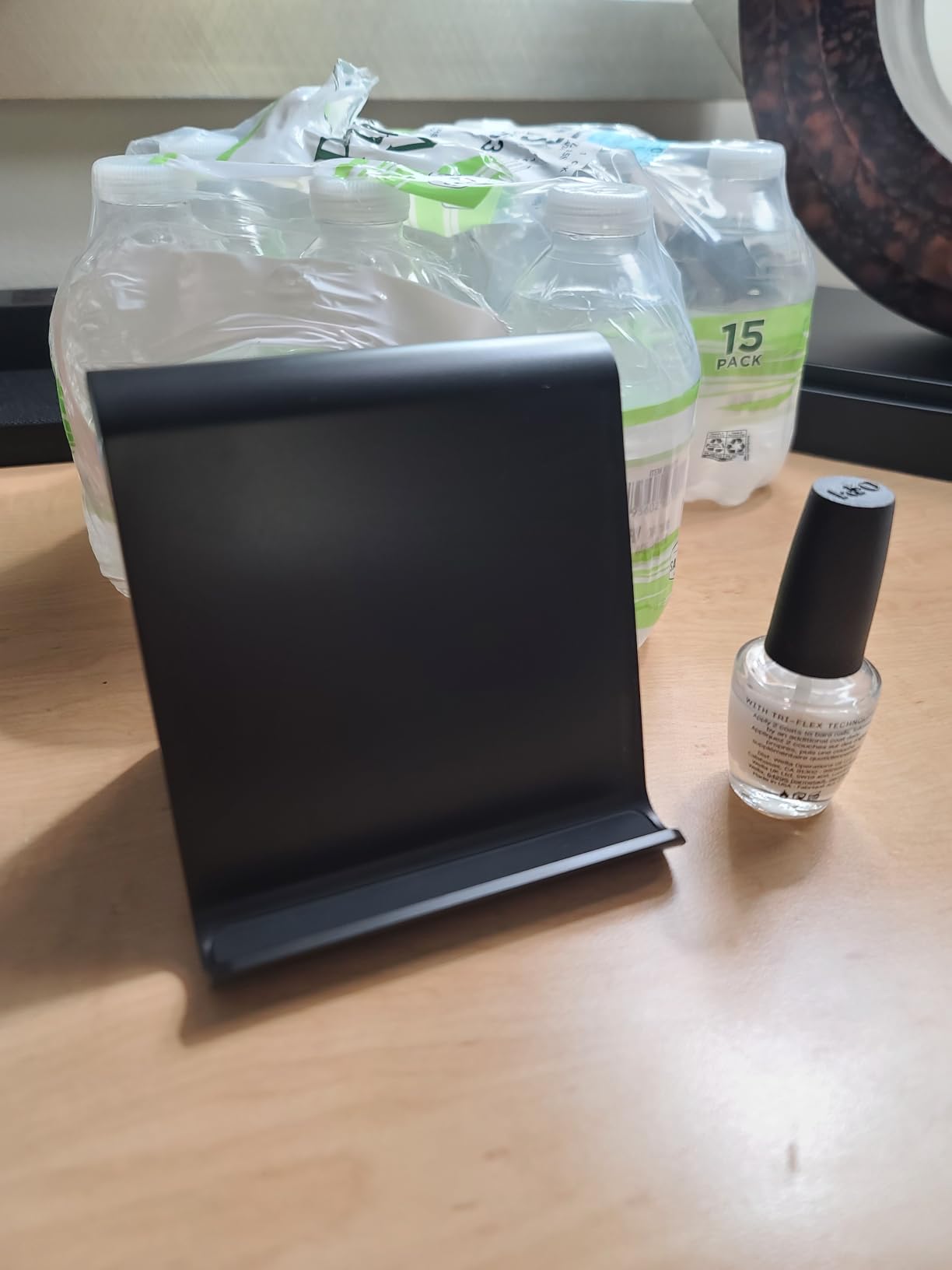 UGREEN Tablet Stand Holder Adjustable Portable Desktop Dock Office Compatible with iPad Pro 11 9.7 10.5 Air Mini 5 4 3 2 iPhone 17 16 15 14 13 12 Black customer photo 1