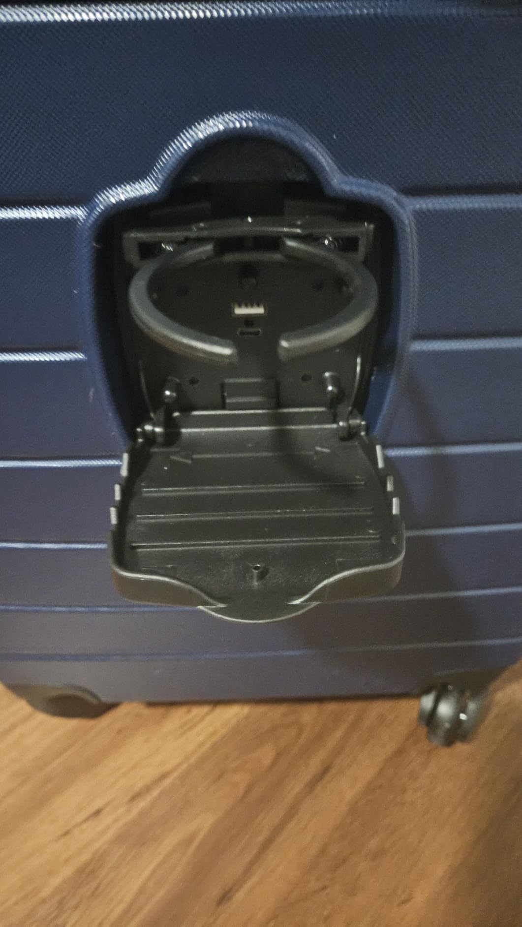 Wrangler Smart Spinner Hardside Luggage, 2 Piece Set, Navy Blue customer photo 1