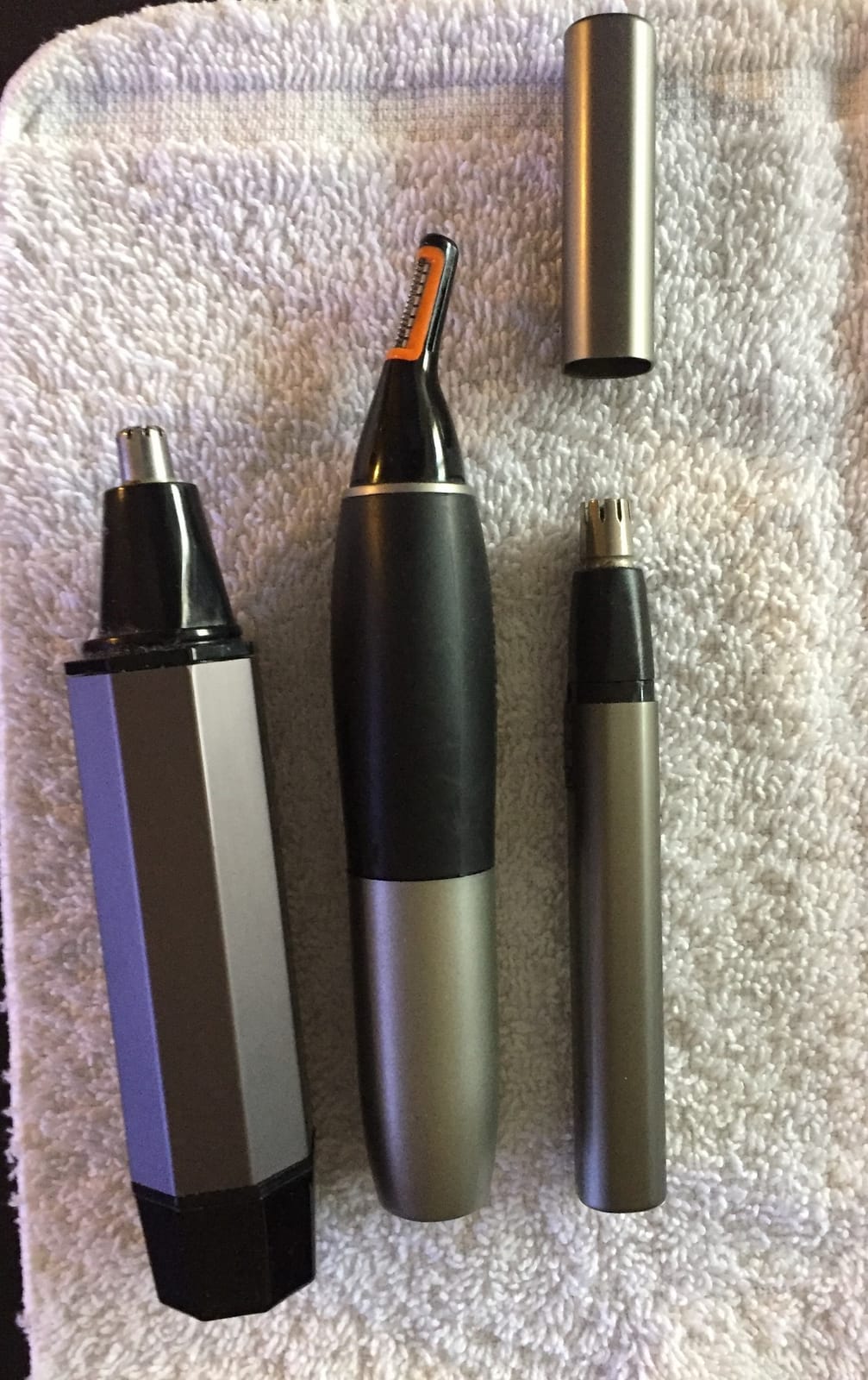 ConairMAN Ear and Nose Hair Trimmer for Men, Cordless, 360° Bevel Blade customer photo 2